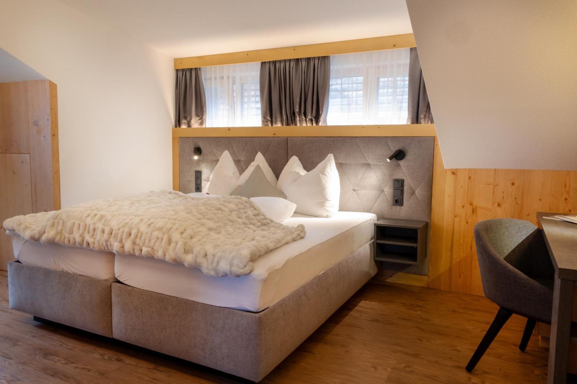 Eggerstueberl Hotel Ischgl Ngoại thất bức ảnh