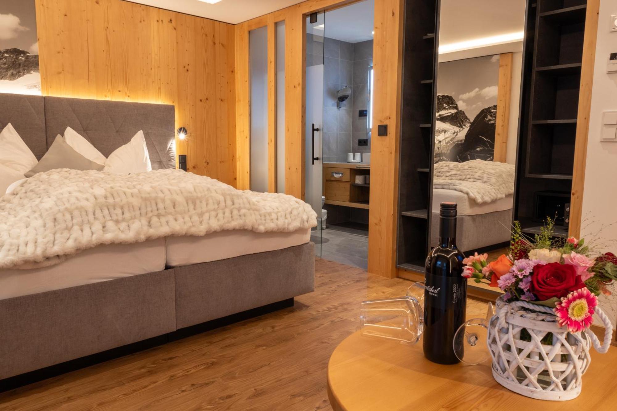 Eggerstueberl Hotel Ischgl Ngoại thất bức ảnh