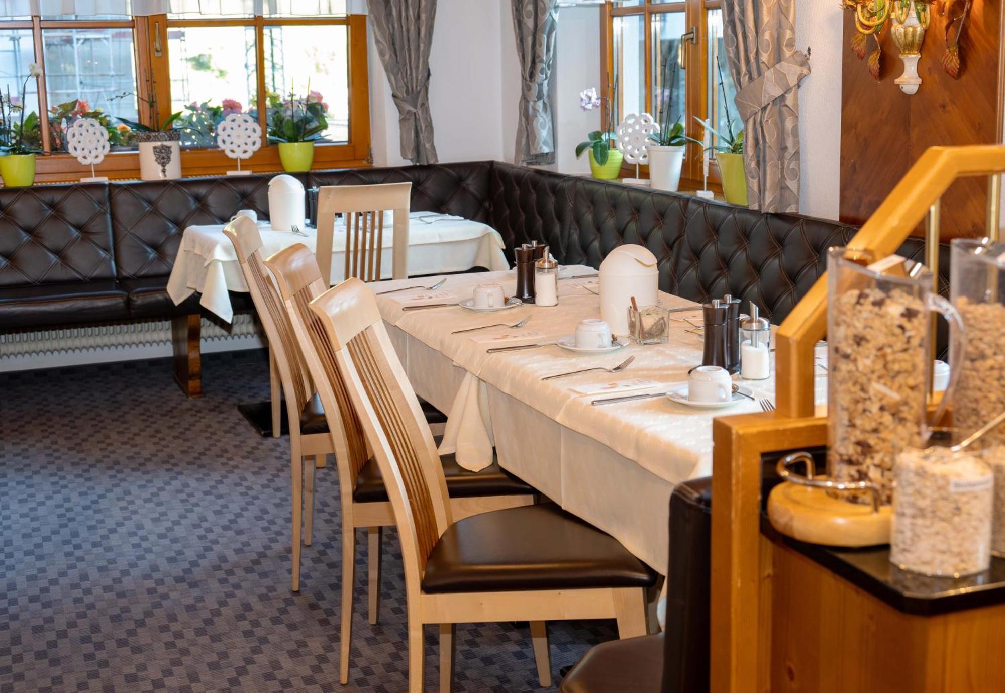 Eggerstueberl Hotel Ischgl Ngoại thất bức ảnh