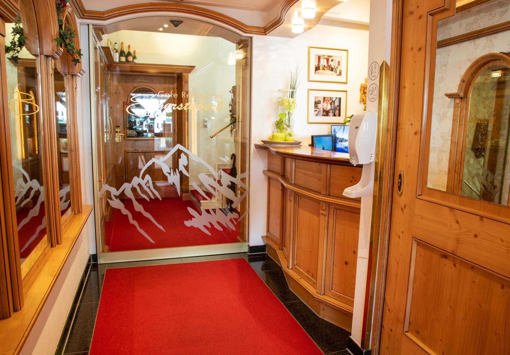 Eggerstueberl Hotel Ischgl Ngoại thất bức ảnh